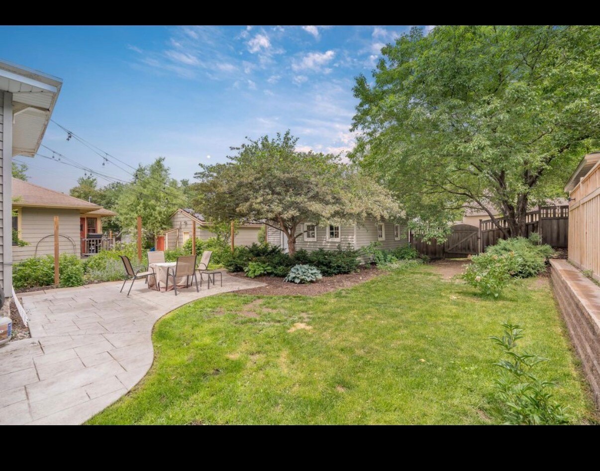Building Photo - 2041 Princeton Ave
