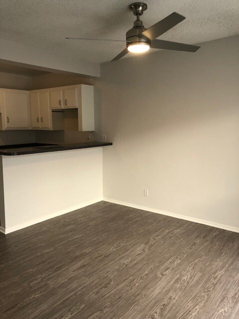 Building Photo - 5422 Quakertown Ave