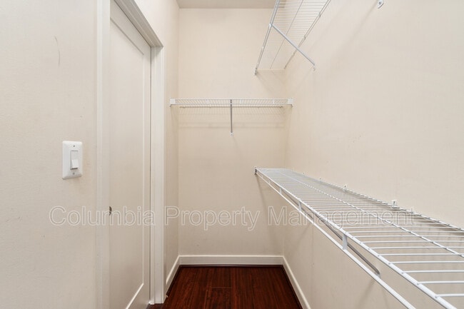 Building Photo - 4516 Kennedy St