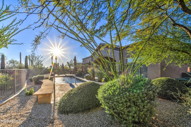 Building Photo - 9671 E Monument Dr