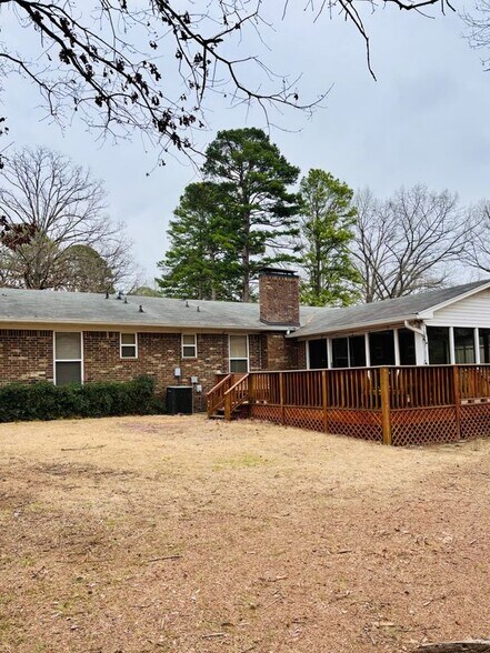 Building Photo - 816 Teresa Dr