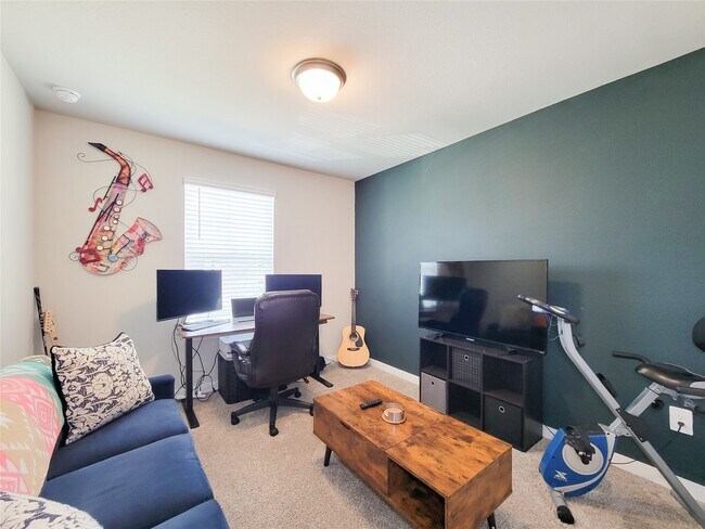 Building Photo - 8401 Hazel River Dr