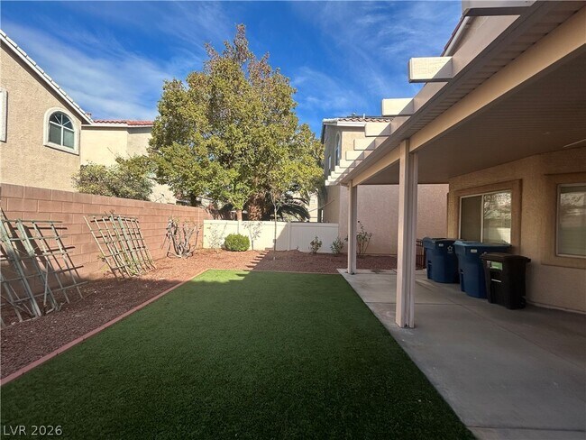 Building Photo - 8841 Blue Wolf St