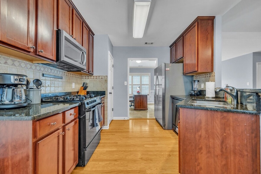 Building Photo - 3613 Southland Dr NE