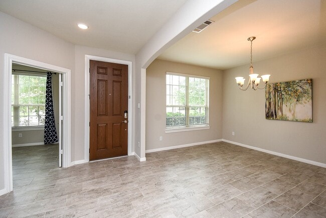 Building Photo - 24918 Meadowthorn Crest Ln