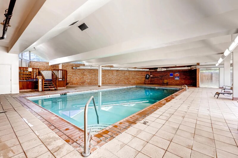 Building Photo - 955 Eudora St