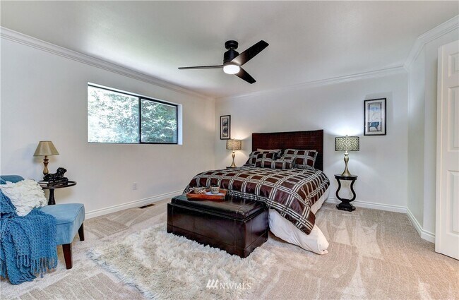 Building Photo - 14319 NE 84th Ct