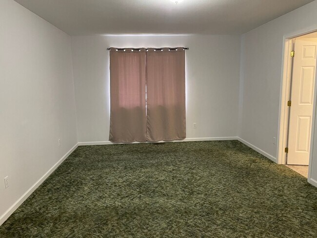 Building Photo - In The Country But Near Town!! With A Shop!!