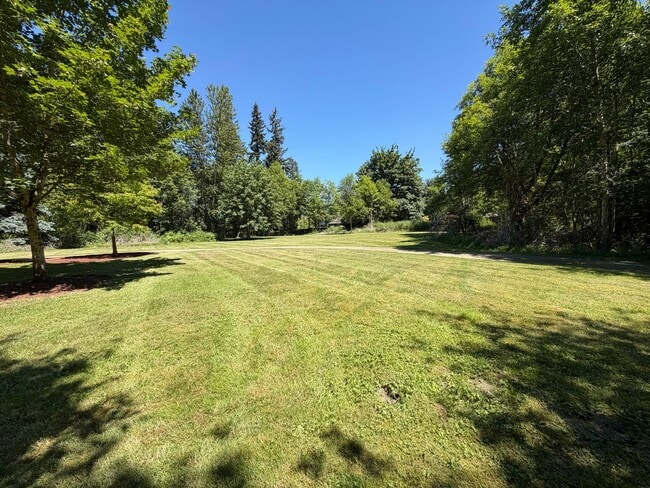 Building Photo - Peaceful Living – 3 Bedroom, 2 Bath Single-Family Home
