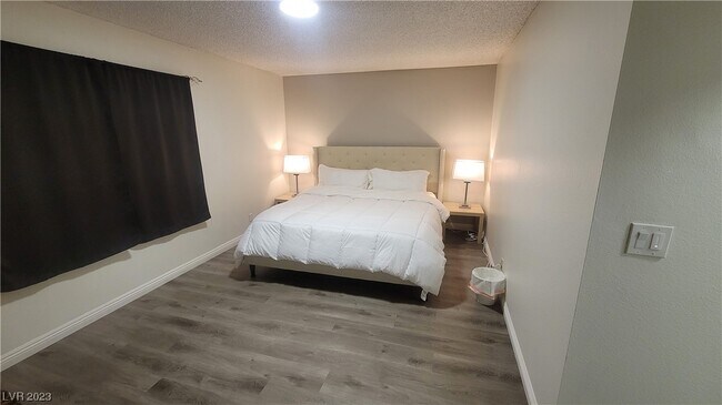 Building Photo - 2400 El Brio Ct