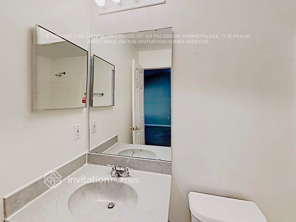 Building Photo - 641 Stevelynn Cir