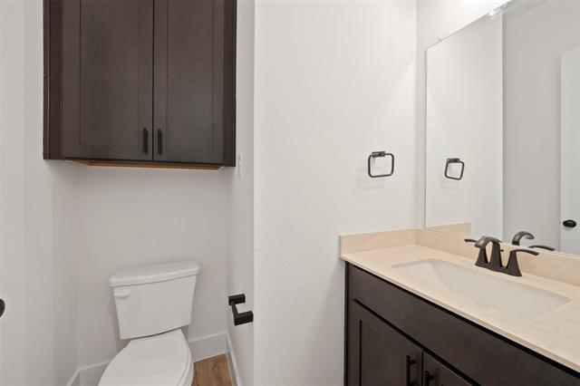 Building Photo - 1304 Arkansas Spgs St