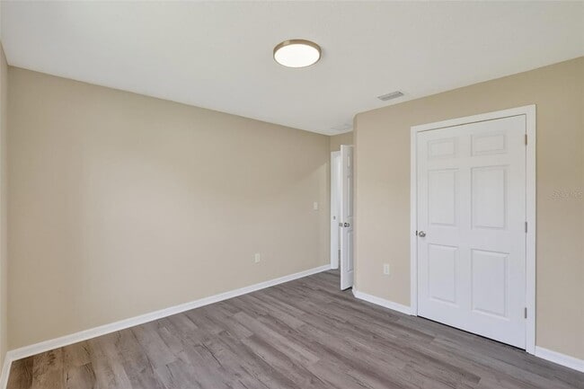 Building Photo - 1503 8th Ave E