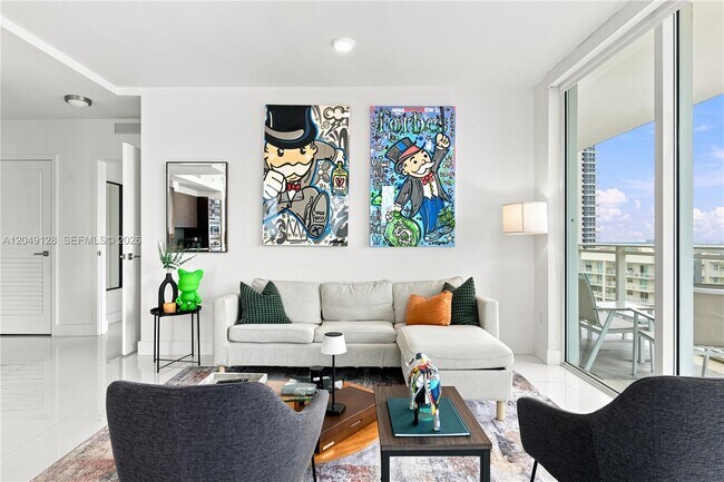 Building Photo - 1080 Brickell Ave