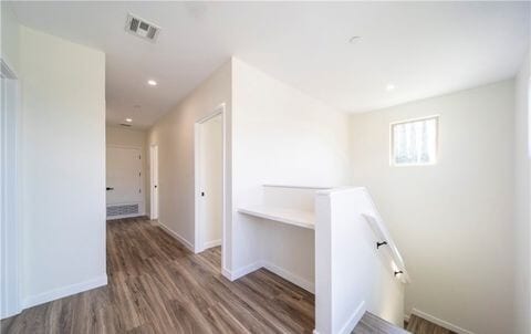 Building Photo - 1620 S Glendora Ave