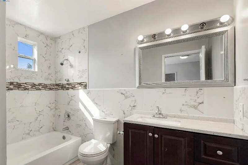 Building Photo - 6780 75th St