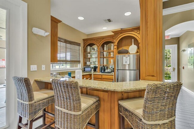 Building Photo - 14304 Fredricksburg Dr