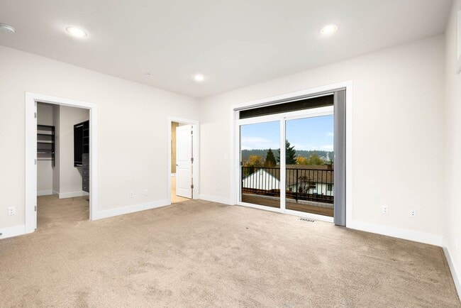 Building Photo - 7704 151st Ave NE