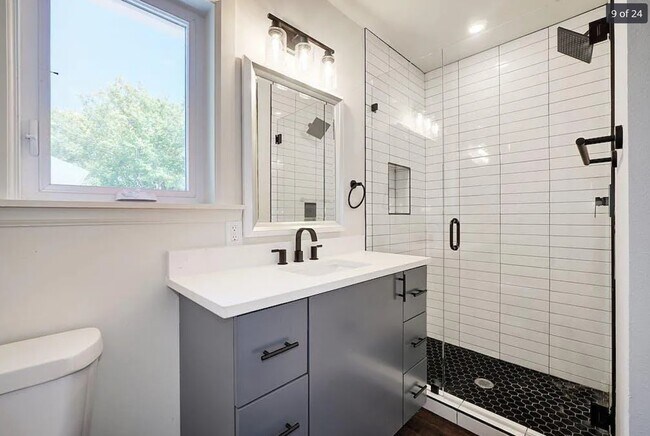 Building Photo - 4718 Depew Ave