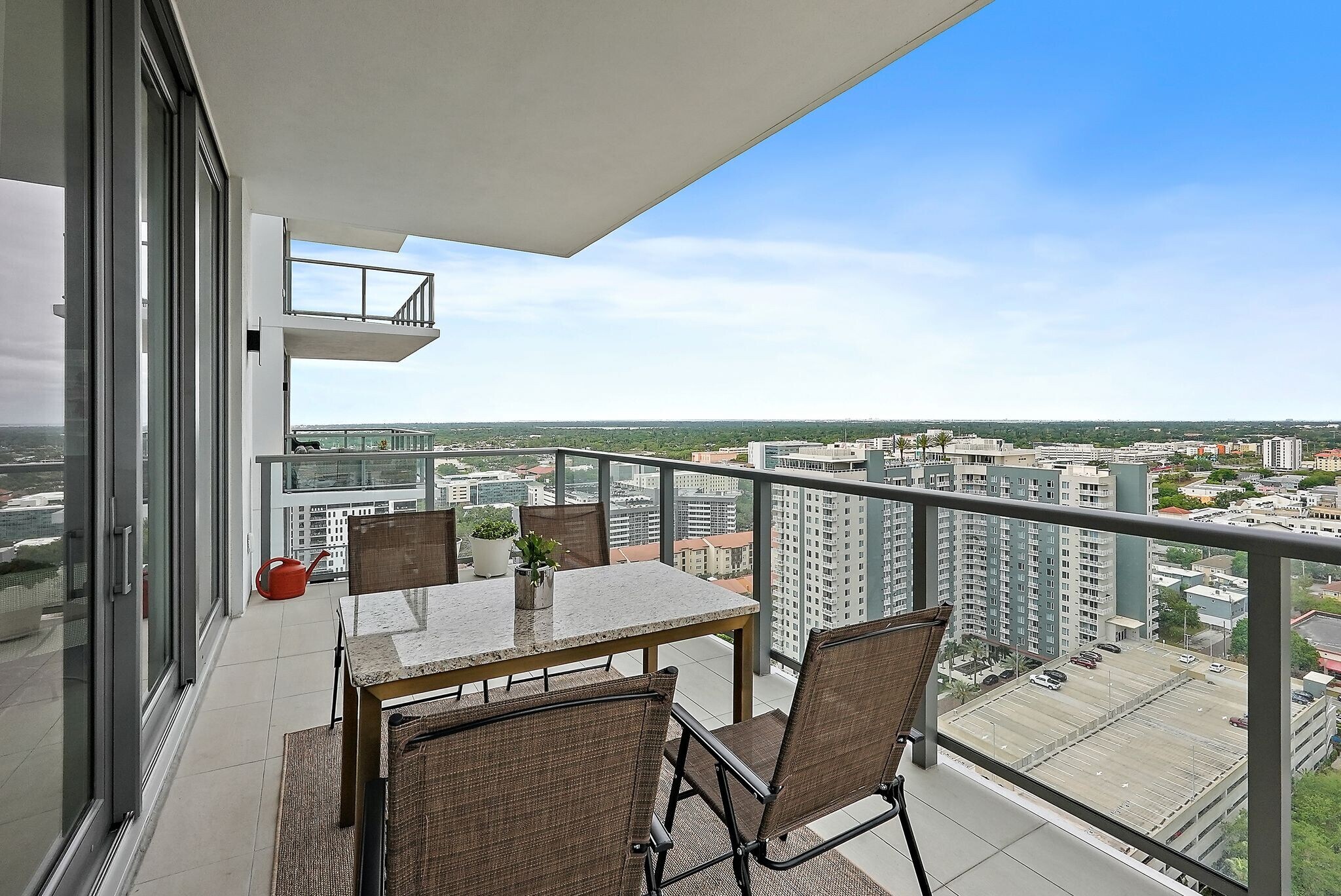 Building Photo - 301 1st St S