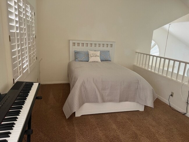 Building Photo - 7070 Big Springs Ct