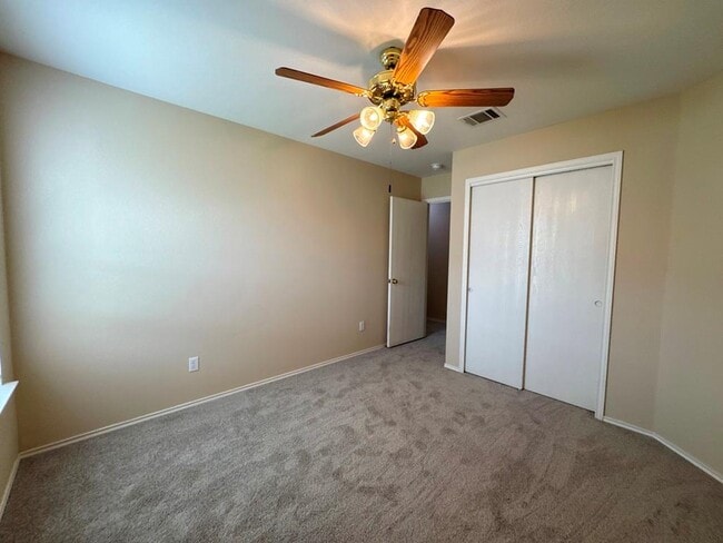 Building Photo - 209 Katy B Ln