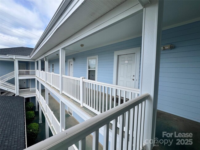 Building Photo - 8635 Coralbell Ln