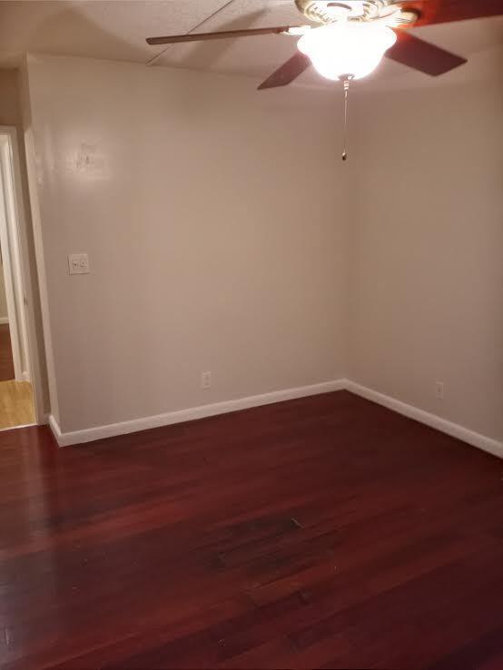 Building Photo - 512 Gardens Dr