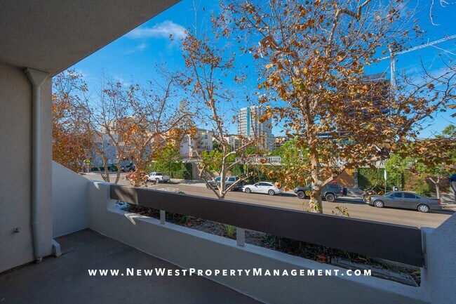 Building Photo - Spacious Marina District 1 Bedroom at Park Row!