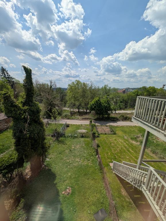 Building Photo - 5158 Hillcrest St