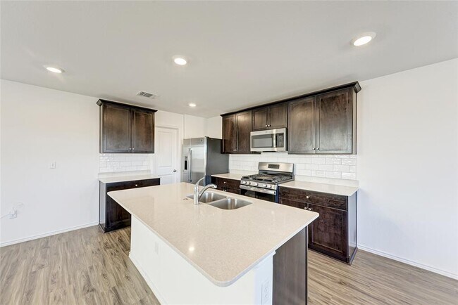 Building Photo - 12112 Scarlet Sleeve Wy