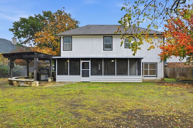 Building Photo - Modern Living Near UTSA/USAA: Quiet Cul-de-Sac with BONUS Space