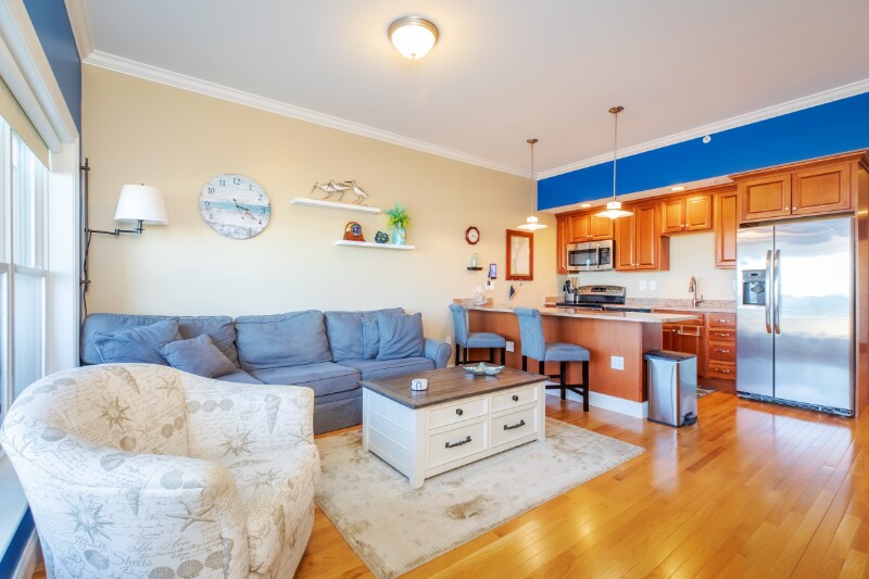 Building Photo - 83 Ocean Blvd