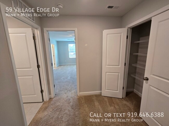 Building Photo - 59 Village Edge Dr