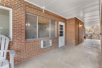 Building Photo - Charming Condo in Old Town – Prime Location!