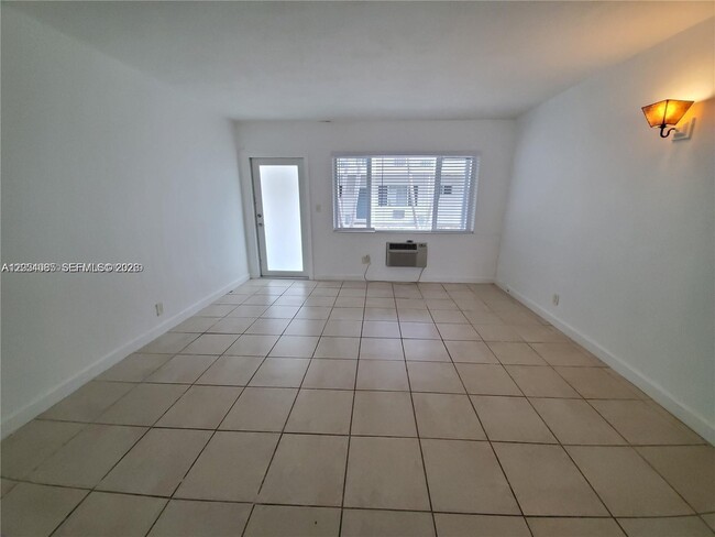 Building Photo - 330 86th St