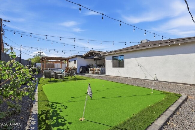 Building Photo - 2812 N 71st Pl