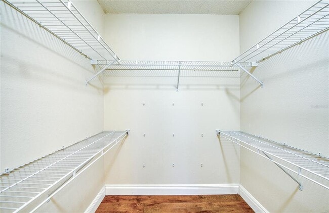 Building Photo - 1925 Brookstone Way