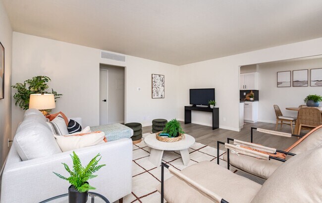 Interior Photo - The Stonebridge