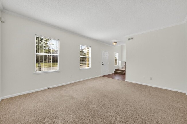 Building Photo - Lovely 4 Bed 2.5 Bath Home in Charlotte!