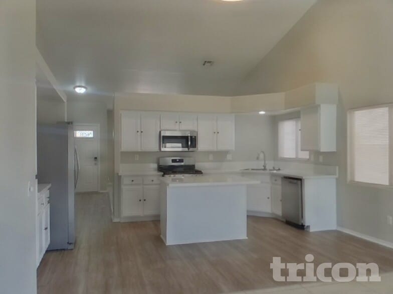 Building Photo - 2509 Lake Martin Ct