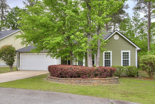 Building Photo - 1021 Mansford Ln