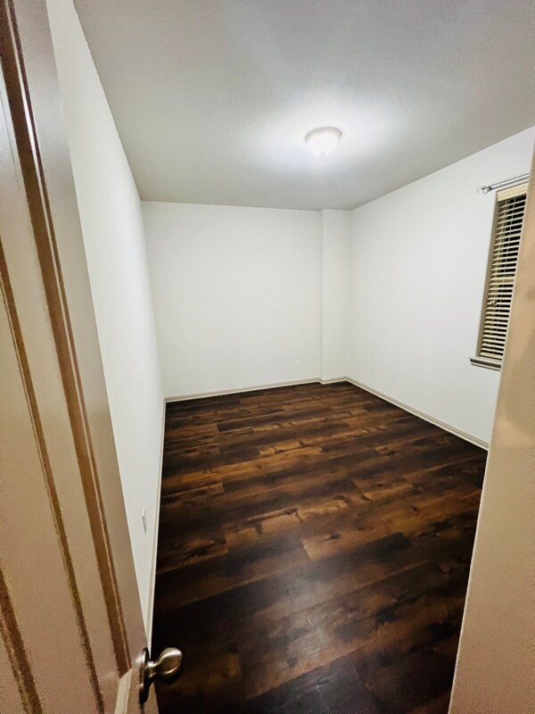 Building Photo - 206 Cobble Stone Ct