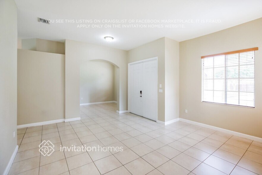 Building Photo - 22042 SW 94th Ave