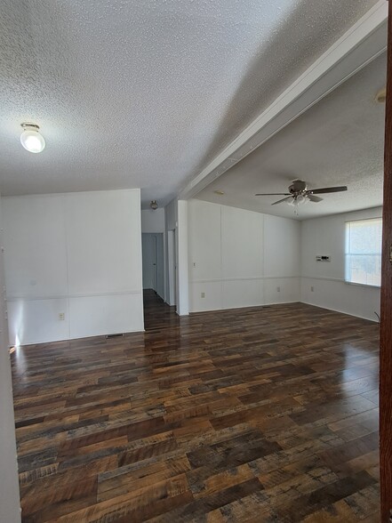 Building Photo - 23 Jimmie Ln