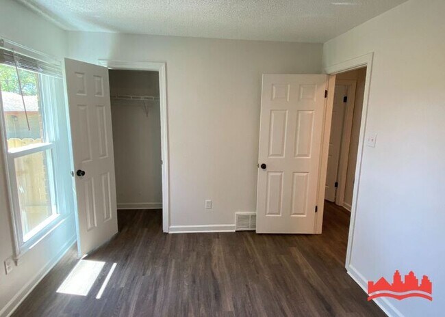 Building Photo - 3606 Chester Ln