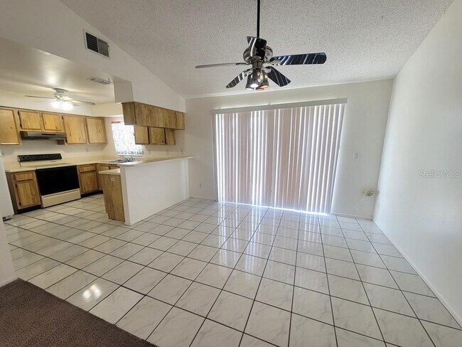 Building Photo - 8224 Autumn Oak Ave