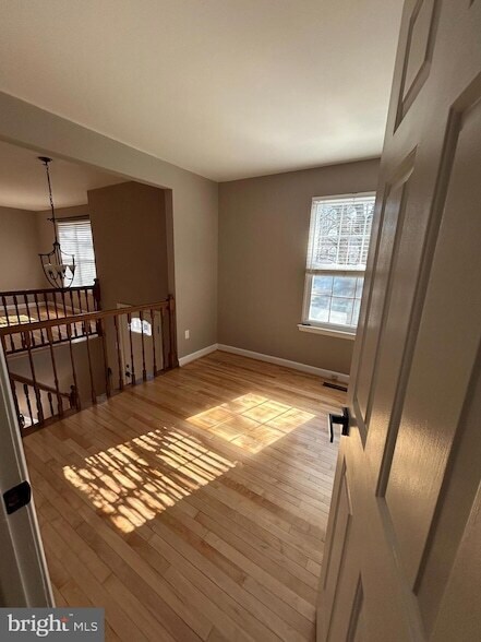 Building Photo - 15006 Nebraska Ln