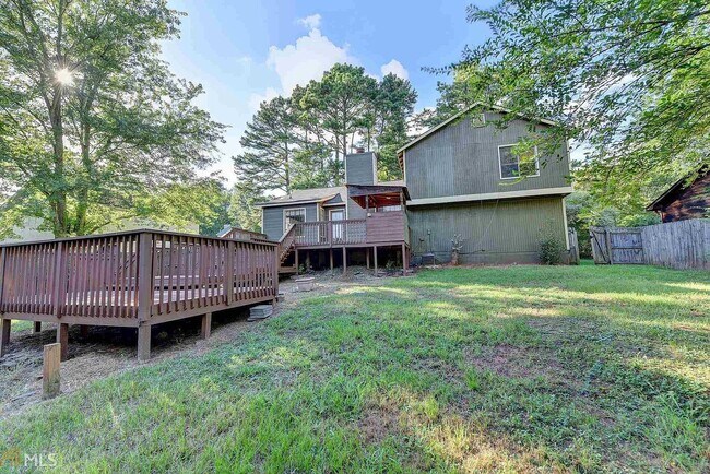 Building Photo - 4068 Buckingham Pl