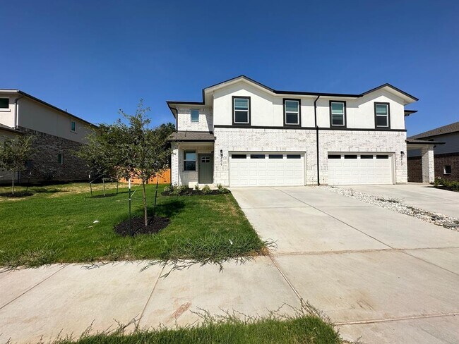 Primary Photo - 209 Saide St